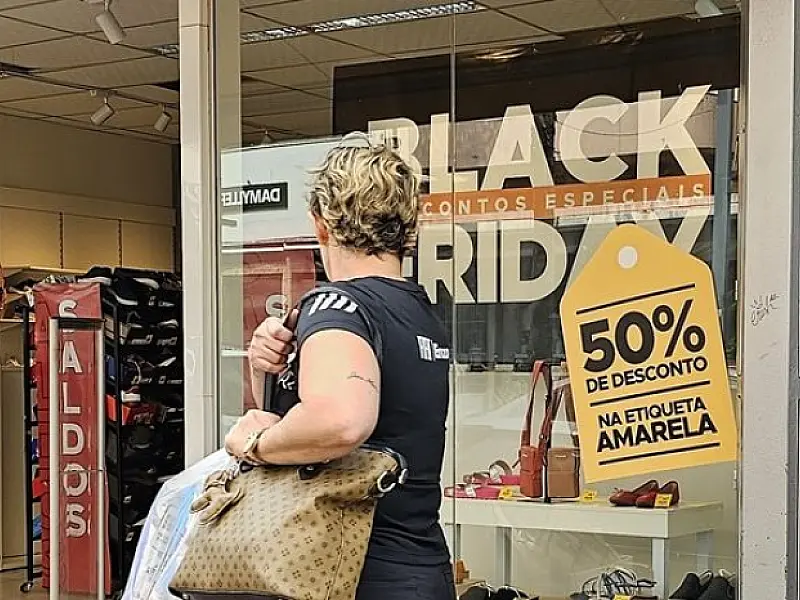 Procon de MS alerta consumidores para compras conscientes na Black Friday