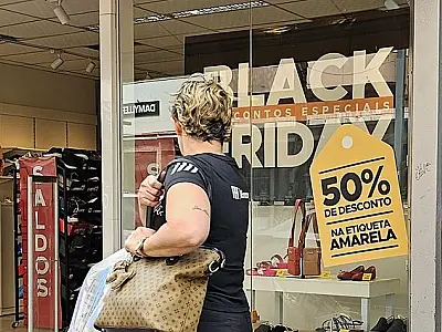 Procon de MS alerta consumidores para compras conscientes na Black Friday
