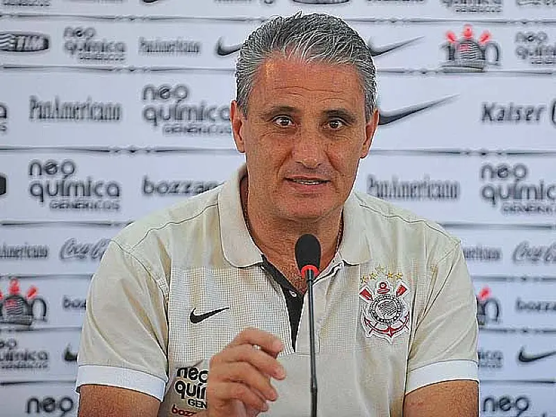 Técnico Tite renova com Corinthians até final de 2013