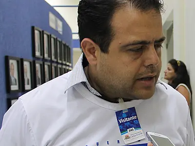 Secretario de saúde disse não existir irregularidades no mandato de Bernal
