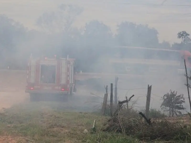 Bombeiros alertam para queimadas às margens das rodovias