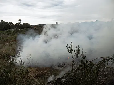 PMA multa restaurante em R$ 10 mil por incêndio em terreno