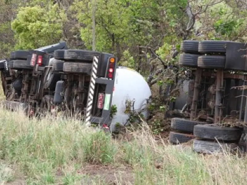 Grave acidente acontece na BR-163; motorista sai com ferimentos leves
