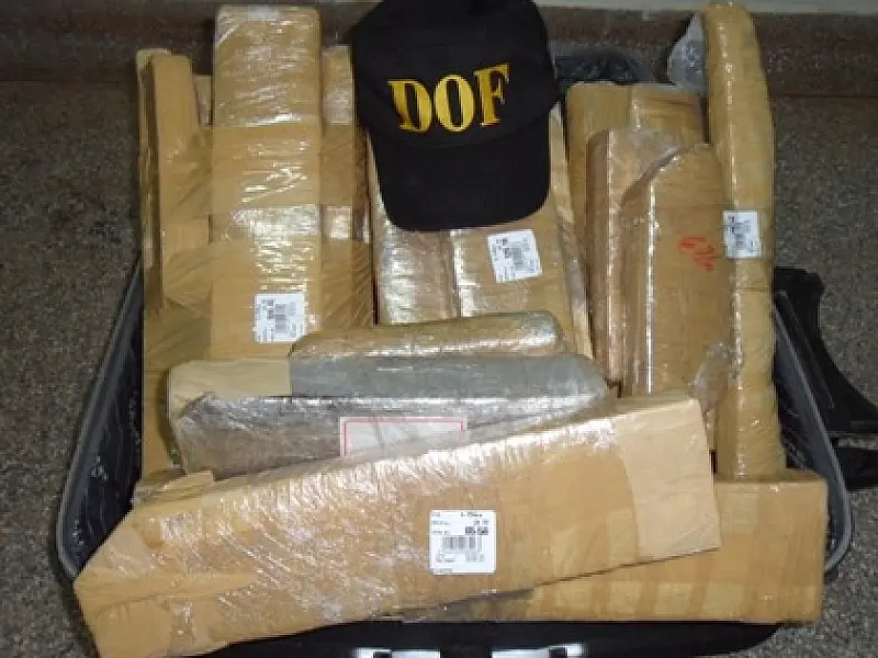 Jovem é preso com 27 kg de maconha que levaria para RS