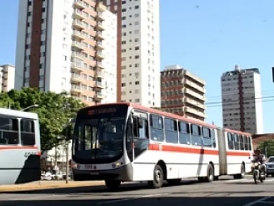 Uso do cartão reduz em 50% assaltos a ônibus