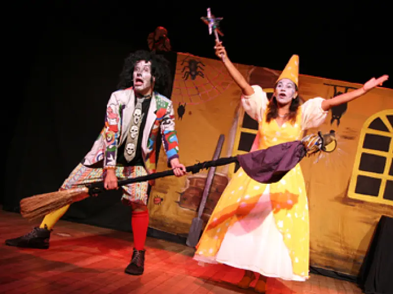 Peças teatrais gratuitas encerram Semana do Teatro