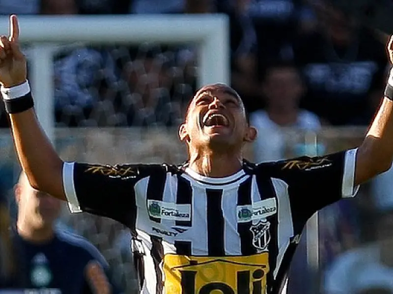 Palmeiras perde invencibilidade diante do Ceará; 2 a 0