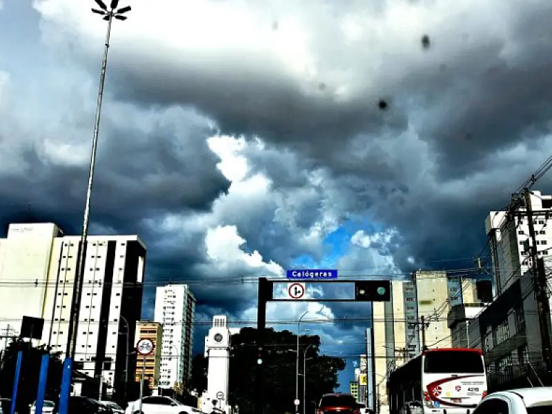 Sábado terá acumulados de chuva de até 50 mm e temperaturas agradáveis 
