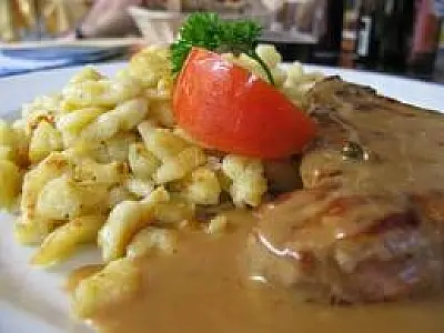 Aprenda a fazer o Spätzle, o macarrão Alemão