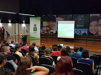 Educação inicia formação de professores que atuarão nas escolas em período integral