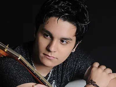 Autores de música de Luan processam donos de paródia