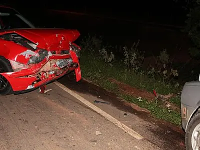 Veículo estragado na BR-359 causa acidente envolvendo três veículos