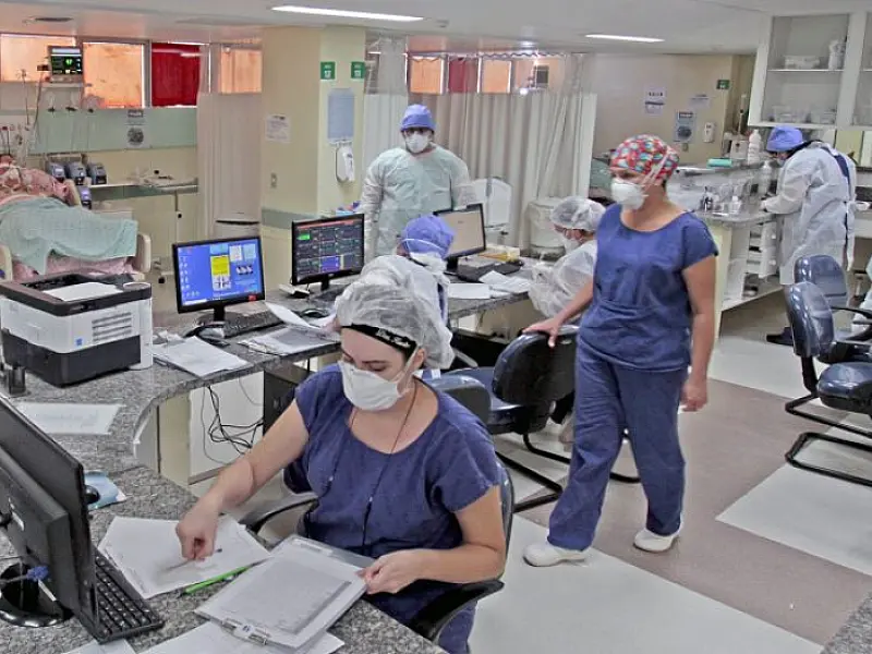 Servidores da Saúde têm incremento salarial na folha de abril
