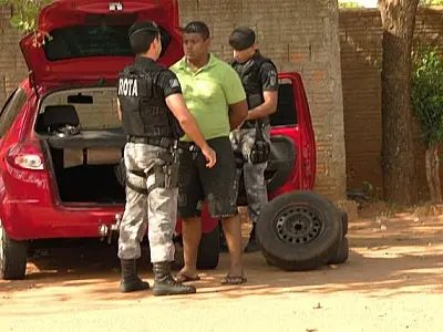 Homem é preso em flagrante por roubar pneus