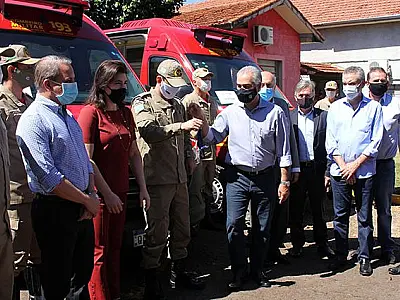 Em nova parceria, Estado e bancada federal entregam unidades de resgate para cinco cidades de MS