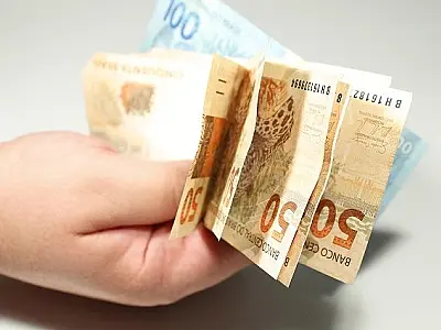 Governo deposita R$ 439 milhões em salários nesta quinta-feira 
