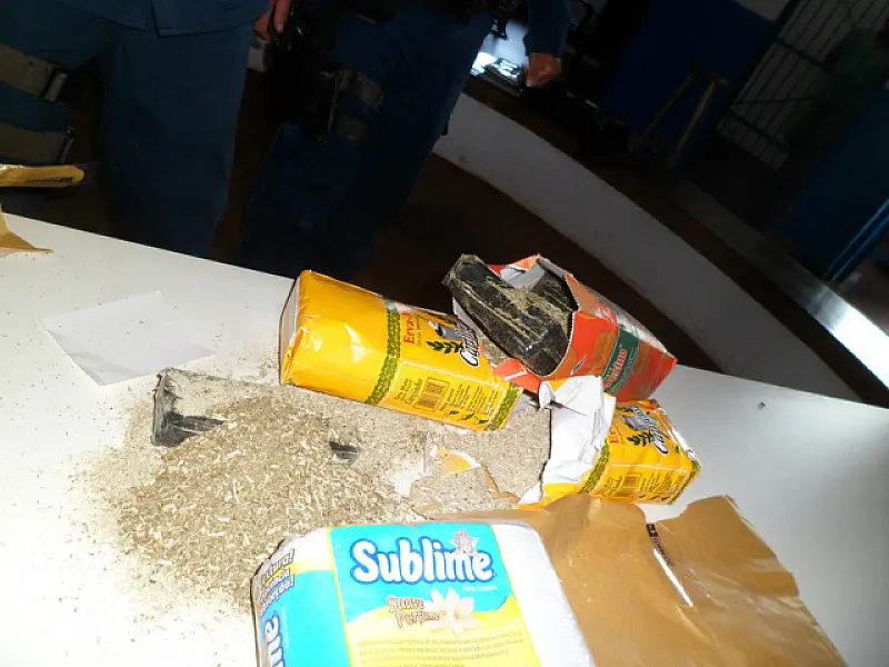 PM apreende droga que seria enviada pelos correios