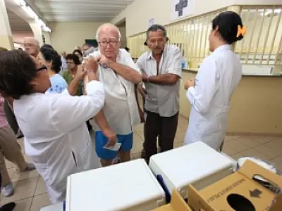 Saúde da Capital prorroga campanha e amplia grupos de vacinação a partir de segunda