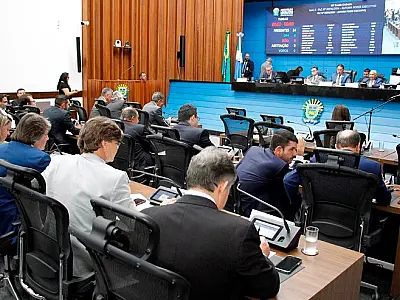 Deputados estaduais devem votar seis projetos nesta quarta-feira