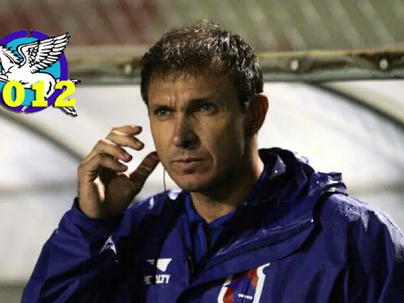 Cene divulga nome dos contratados e quer Velloso para treinar o time em 2012