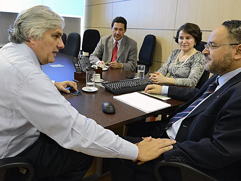 Delcídio discute no MEC criação da Universidade Federal do Pantanal