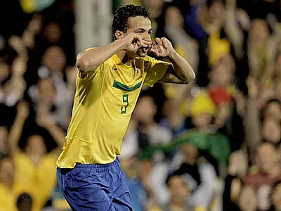Brasil vence Gana com placar magro; 1 a 0