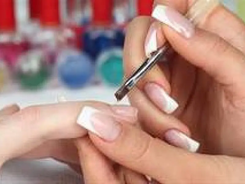 Cursos de autopenteado e unhas de gel estão com inscrições abertas na Capital