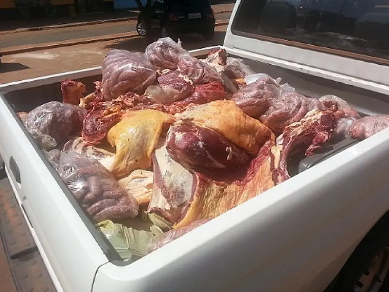 Decon apreende 03 toneladas de produtos de origem animal clandestinos