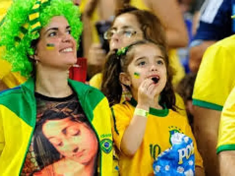 Crianças só poderão ir a jogos da Copa acompanhadas de maiores de 18 anos