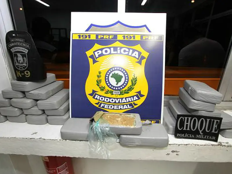 Carro de Dourados é apreendido no PR com R$ 1,3 milhão em crack