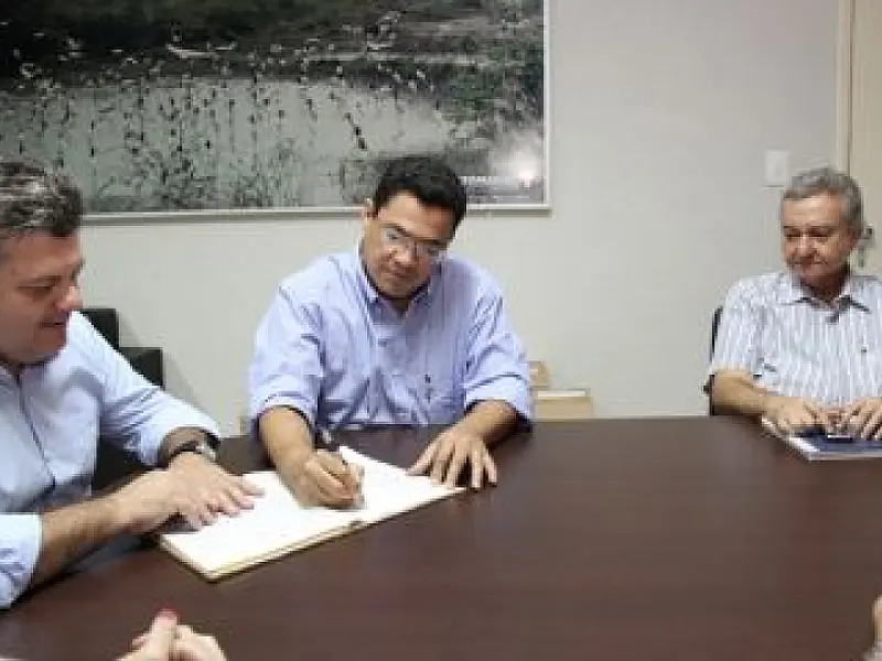 Krug transmitiu cargo a Douglas Figueiredo pela manhã