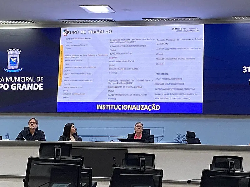 Planurb realiza audiência pública para discutir revisão e atualização de legislações urbanísticas