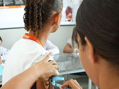Secretaria de Saúde prorroga vacinação contra HPV nas escolas