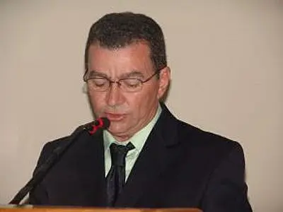 Prefeito de Figueirão poderá perder o mandato por contratações ilegais