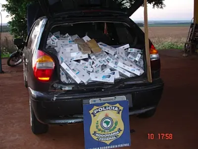 Após perseguição, jovem é preso por contrabando