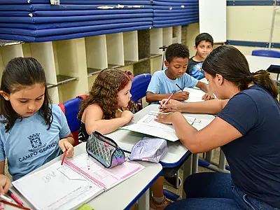 Concurso para professor: Prefeitura publica local e horário para a realização de provas