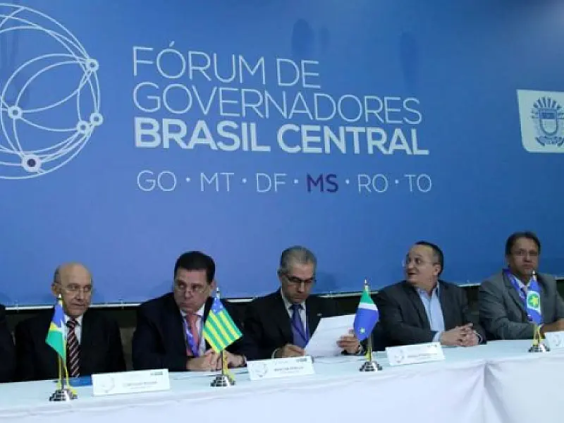 Governadores assinam Pacto de Segurança para desarticulação de quadrilhas nas fronteiras