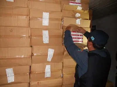 PM aprende 170 caixas de cigarros em Mundo Novo
