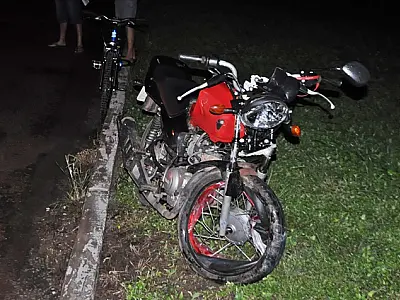 Motociclista fica em estado grave após colidir de frente com carreta na BR-163