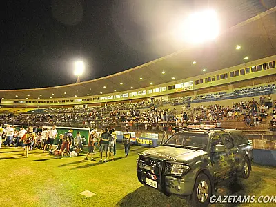 Quase todos estádios de MS prontos para Estadual 2012