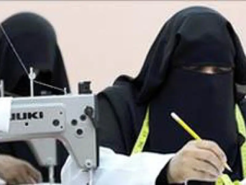 Mulheres sauditas são autorizadas a votar
