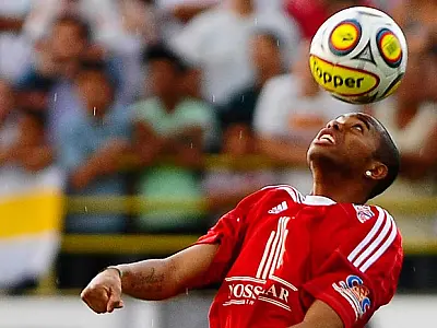 Robinho diz que retorno ao Brasil em 2012 é difícil