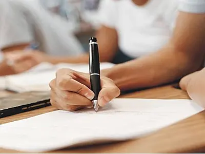 Mais de 40 concursos públicos com inscrições abertas reúnem quase 13 mil vagas