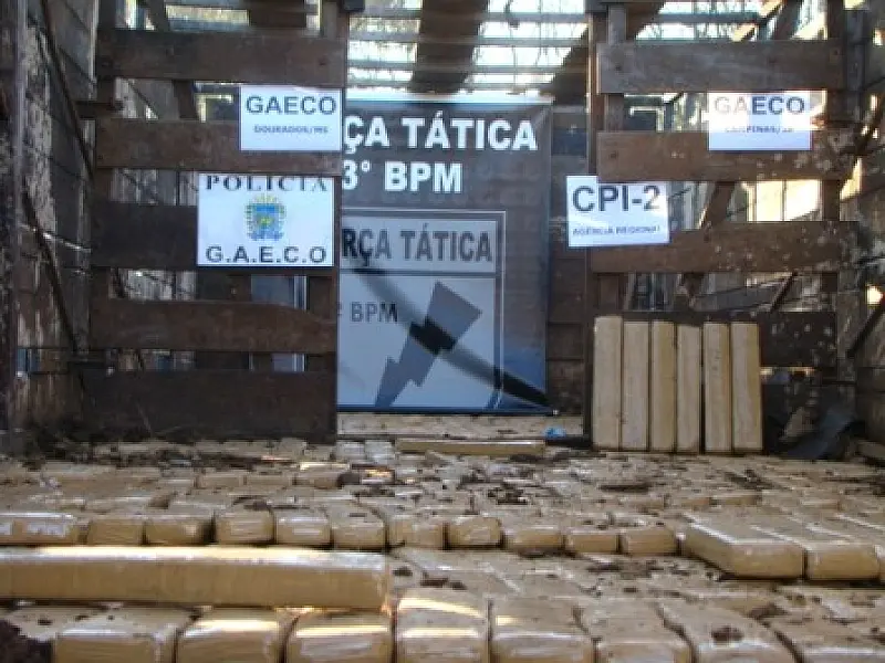 Polícia apreende duas toneladas de maconha na BR-163
