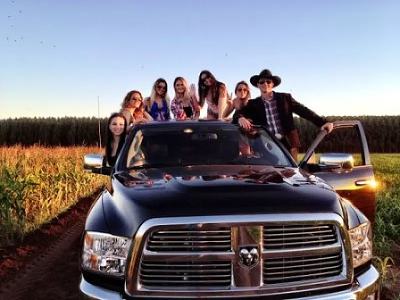 Fael grava clipe com a dupla Jads e Jadson
