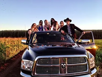 Fael grava clipe com a dupla Jads e Jadson