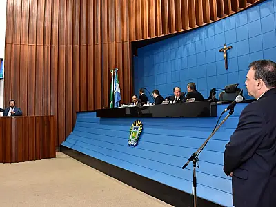 PEC que limita os gastos públicos volta a ser debatida na Assembleia Legislativa
