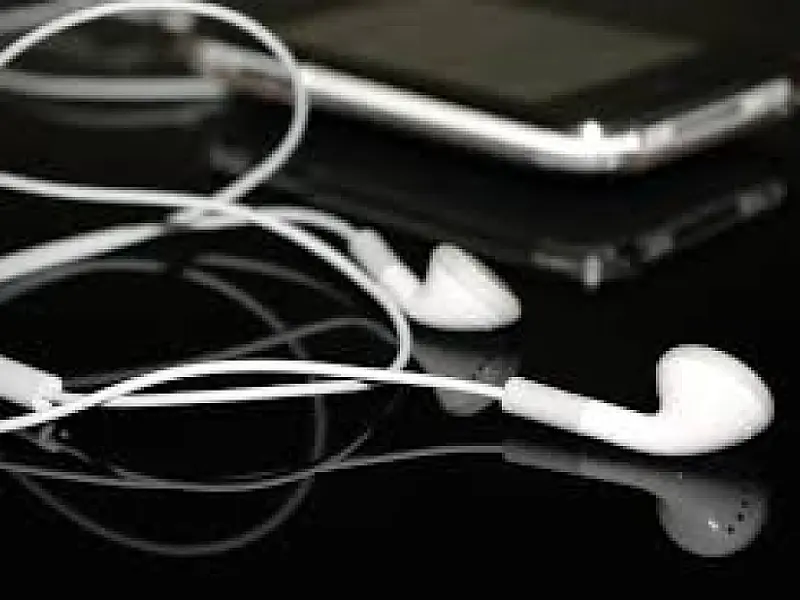 Lei proíbe passageiro de ônibus intermunicipal de ouvir musica sem fones