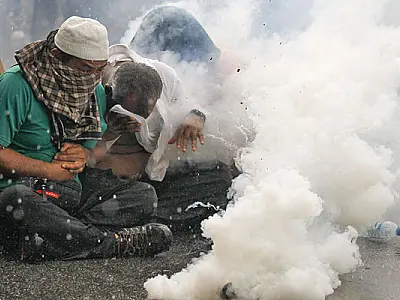 Reforma eleitoral leva 1.400 para prisão durante protesto