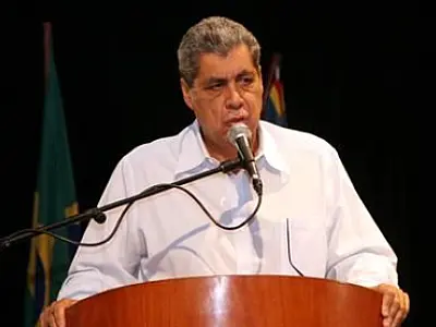 André discute ações sustentáveis em agronegócio com a Embrapa Nacional